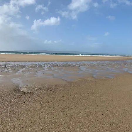 Kerry Coastal Hideaway Fenit